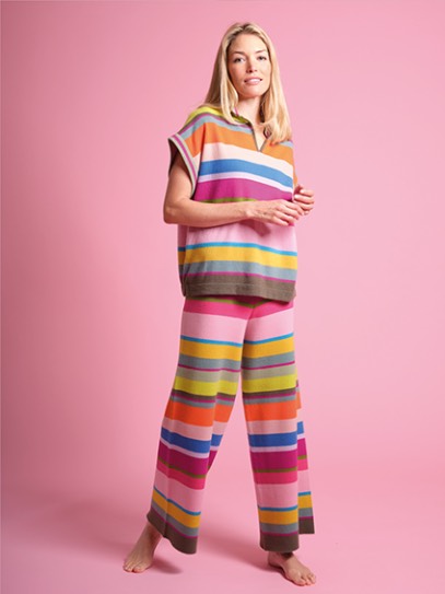 Sweater „Flamingo roundneck“ Stripes Summer 25; Trousers „Culotte“ Stripes  Summer 25 