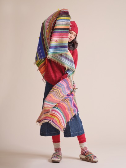 Sweater &bdquo;Emilia&ldquo; high roll neck; Hat &bdquo;Emilia&ldquo;; Plaid &bdquo;Gipsy&ldquo; Multi