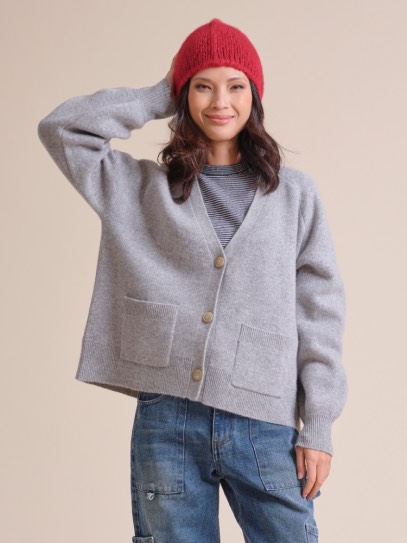 Cardigan &bdquo;Philippa&ldquo;; Sweater &bdquo;Vento&ldquo; Stripes; Hat &bdquo;Emilia&ldquo;