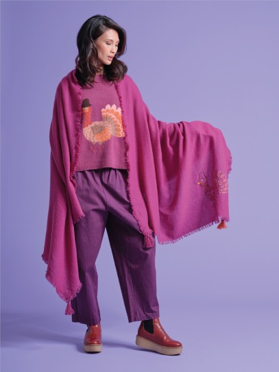 Sweater &bdquo;Brigitte Tacchino&ldquo; La Forestière; Shawl &bdquo;Tacchino&ldquo; La Forestièr