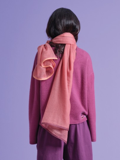 Sweater &bdquo;Brigitte Tacchino&ldquo; La Forestière; Shawl &bdquo;Diamond Felted&ldquo;