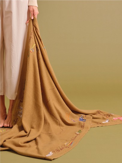 Plaid &bdquo;Holiday&ldquo; Safari