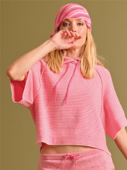 Sweater &bdquo;Arabella&ldquo; Hoodie Stripes Jacquart; Shorty &bdquo;Mon&ldquo; Stripes;Shawl &bdquo;Square&ldquo; small stripes pink
